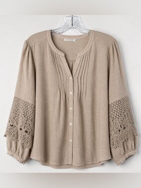 Fig + Flower Crochet Sleeve Boho Tunic Blouse Taupe 2X Pintuck Rayon
